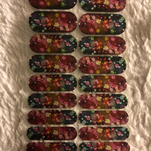 Jamberry City Lights - Picture 2 of 3